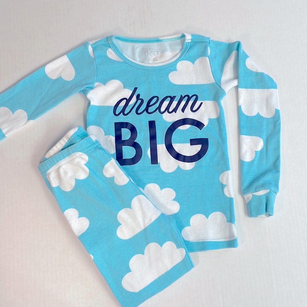 The Children’s Place Dream Big Pajama Set, Size 3T